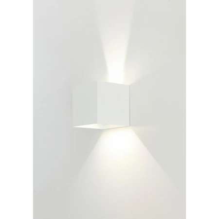 Настенный светильник IMEX IL.0014.0005 WH