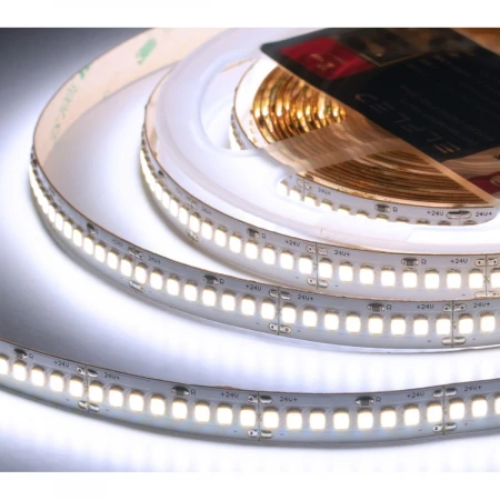Лента светодиодная ELFLED PRO140, 240/м (2835), 24В, 22Вт/м, 5м, белый 6500-7000К ELFLED-24240-PRO140w Лента светодиодная ELFLED PRO140, 240/м (2835), 24В, 22Вт/м, 5м, белый 6500-7000К ELFLED-24240-PRO140w